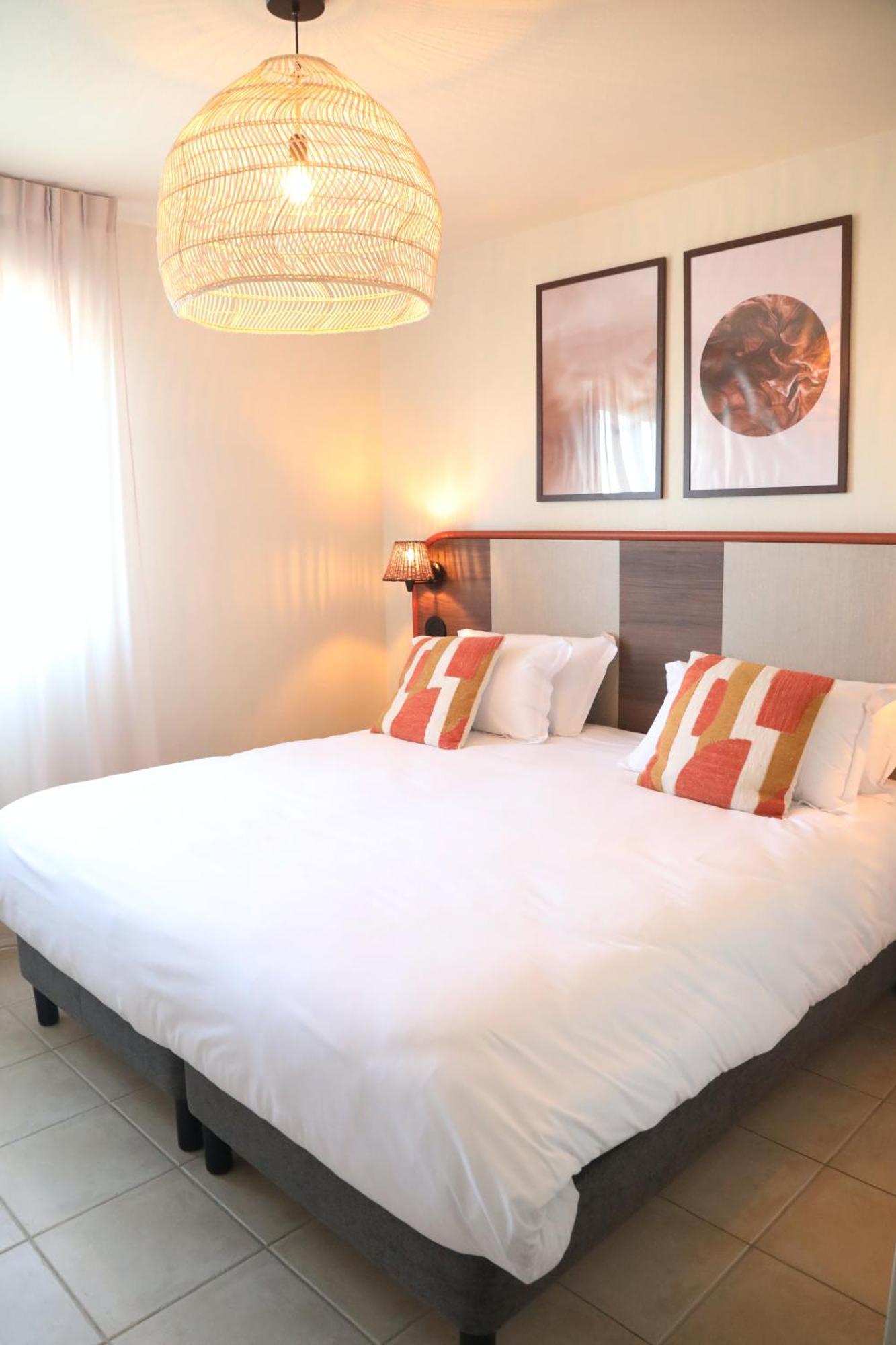 Hotel Golf Fontcaude Juvignac Ngoại thất bức ảnh