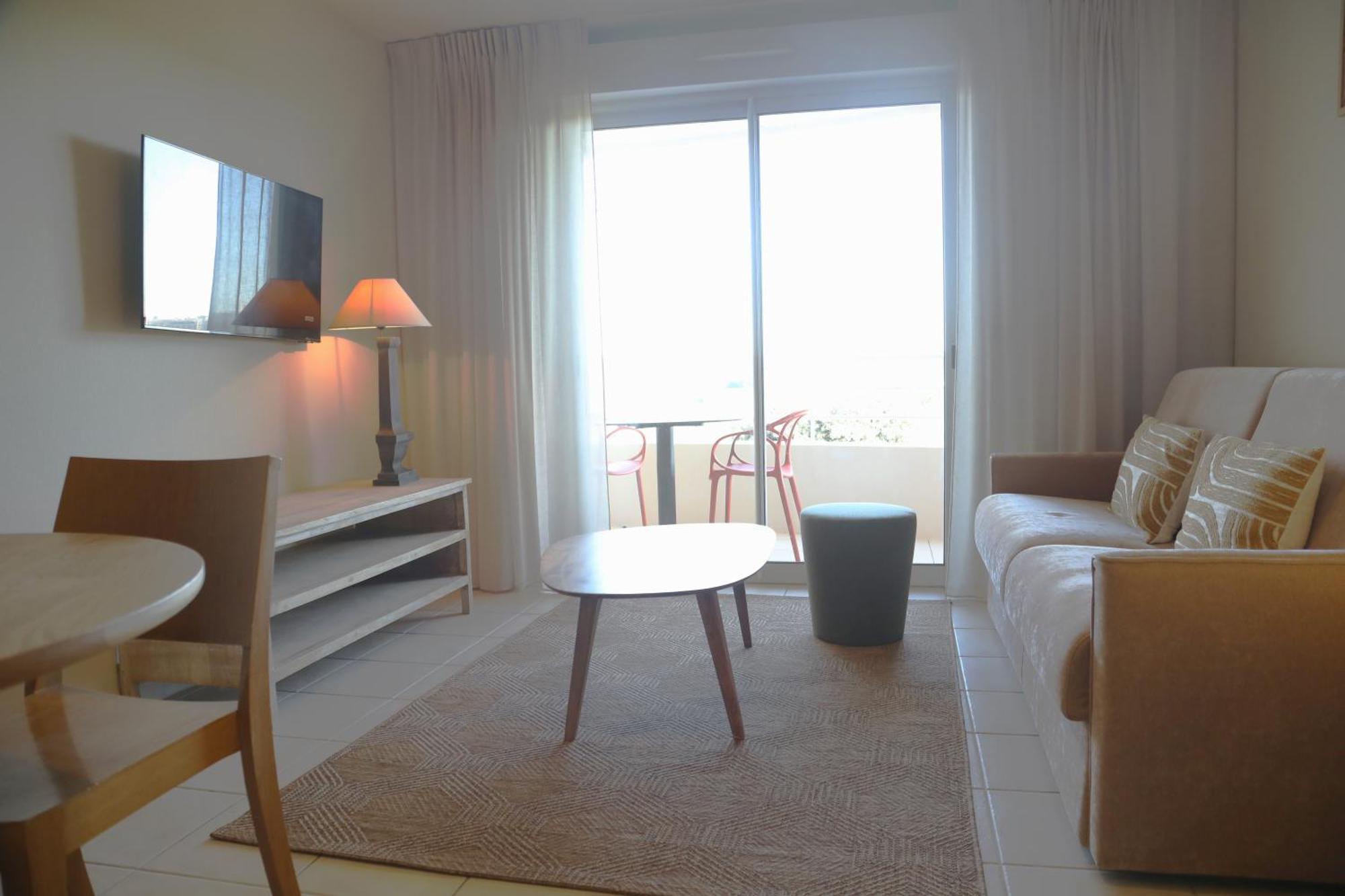 Hotel Golf Fontcaude Juvignac Ngoại thất bức ảnh