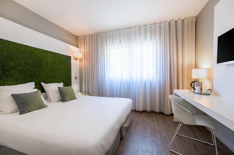 Hotel Golf Fontcaude Juvignac Ngoại thất bức ảnh